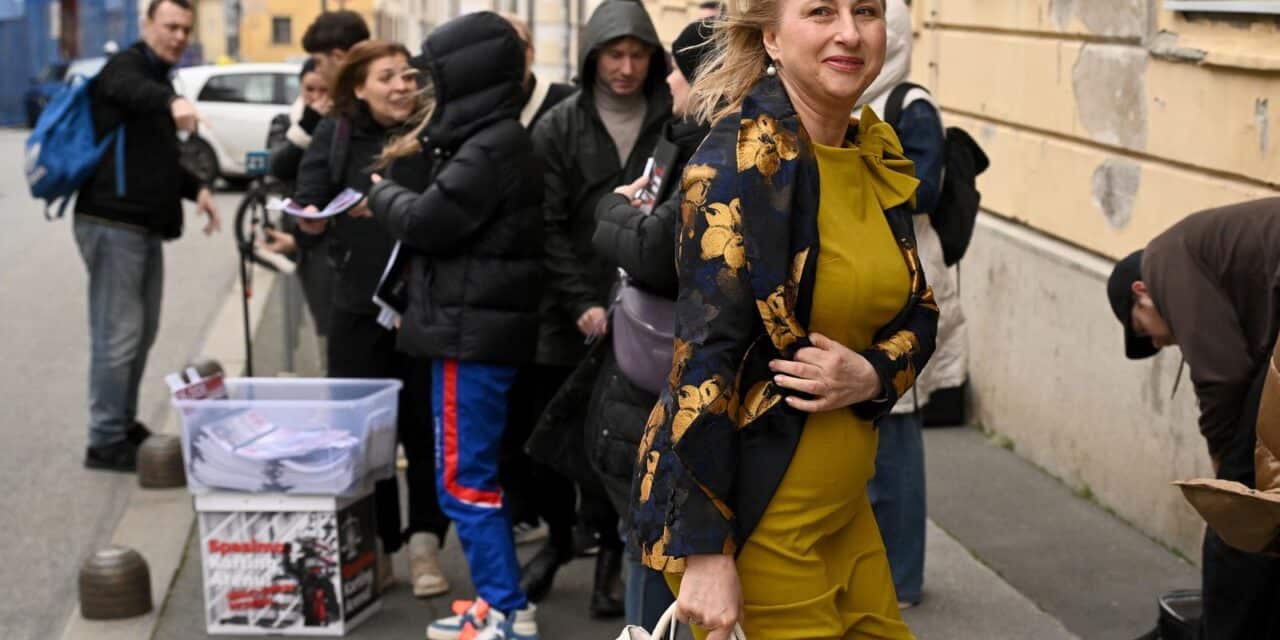 Zagreb: Gordana Rusak prošla pored prosvjednika
