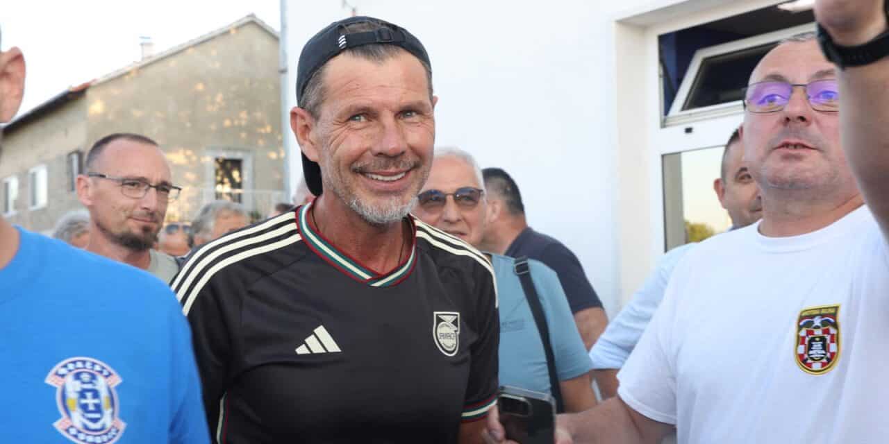 Svečanost u Općini Runovići gdje igra nogometni klub Mračaj