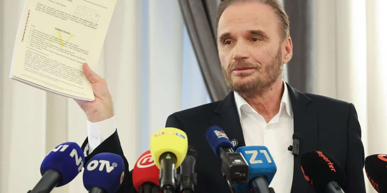 Zagreb: Izvanredna konferencija za medije povodom podnošenja kaznene prijave protiv Tomislava Tomaševića