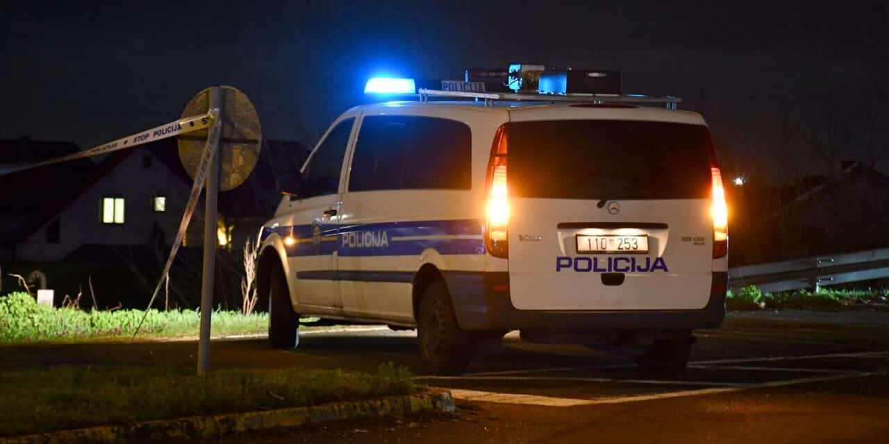 Slavonski Brod: U teškoj prometnoj nesreći poginule dvije osobe