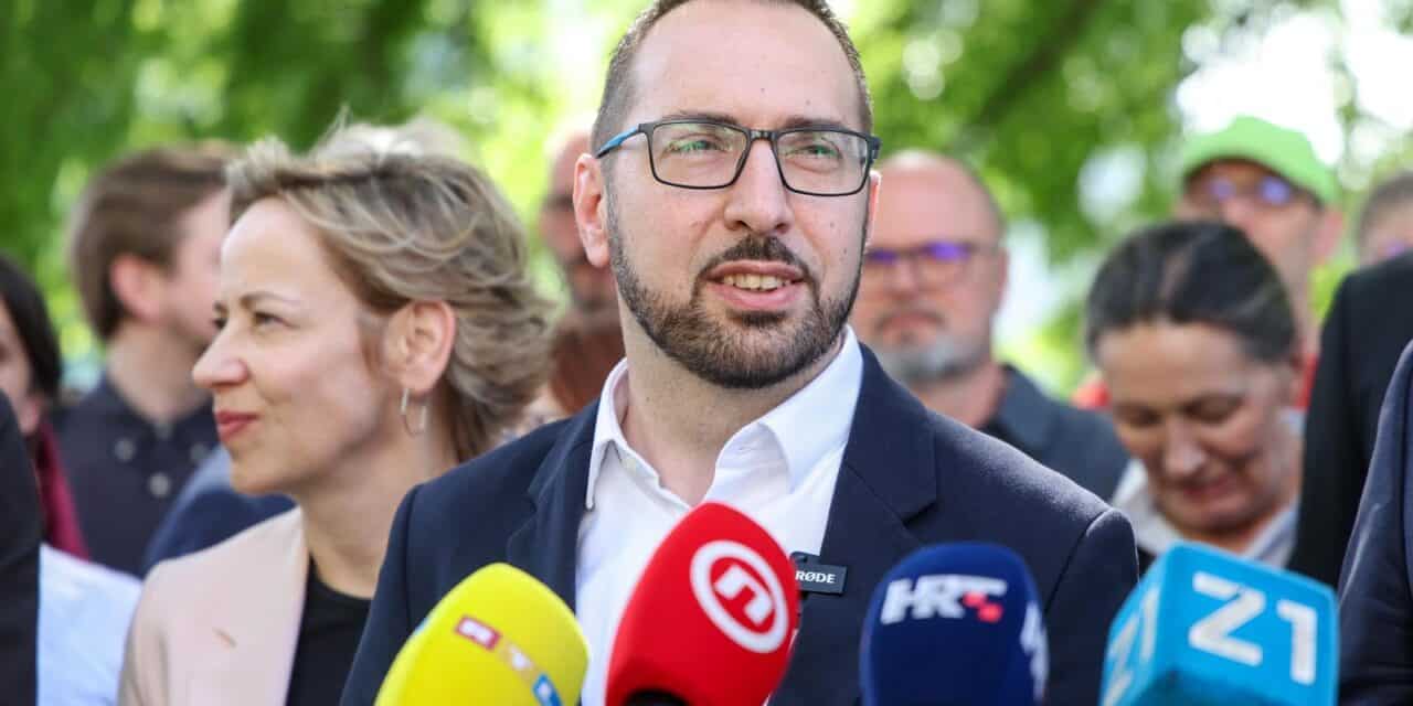 Zagreb:  Možemo! i SDP predali potpise   za kandidaturu Tomislava Tomaševića
