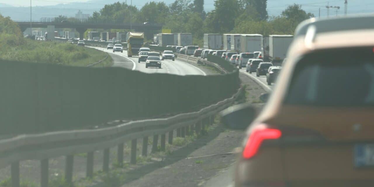 Zagreb: Na obilaznici se zapalio kamion