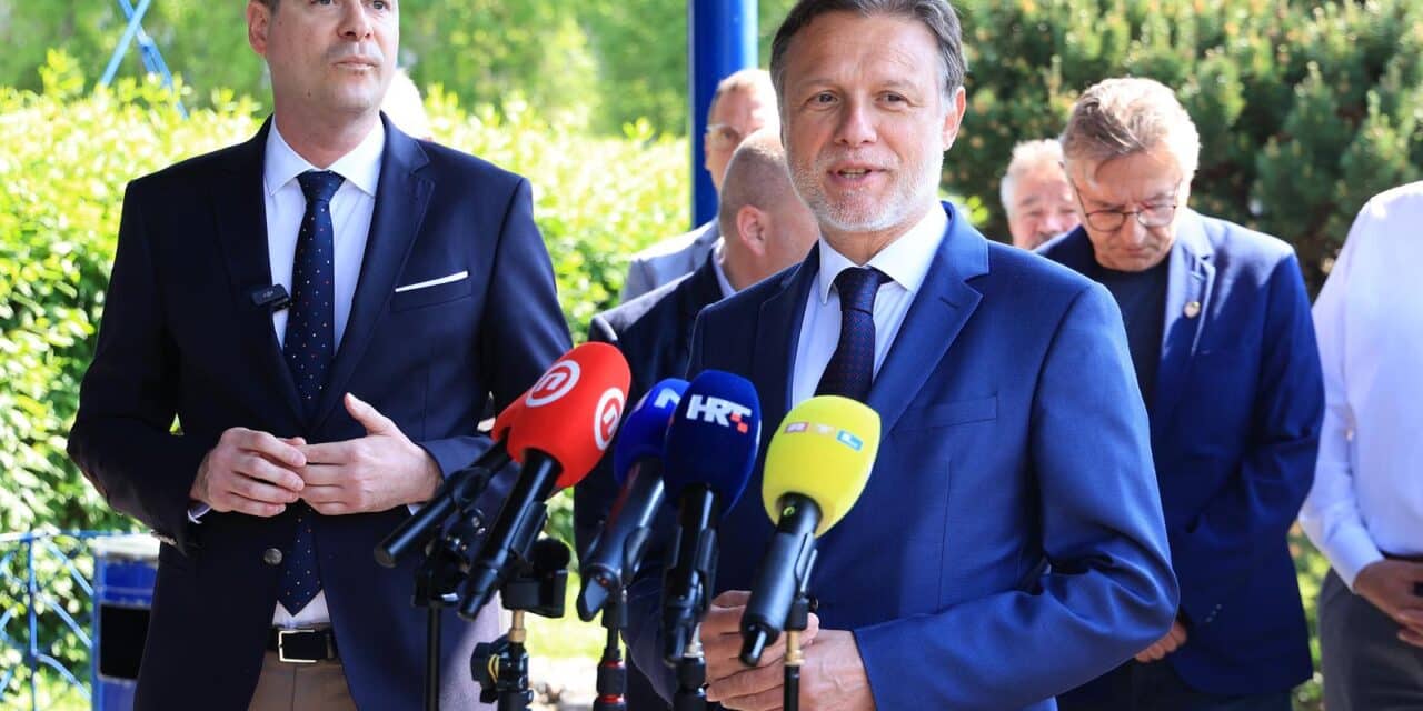 Zagreb: Mislav Herman predao potpise za nadolazeće lokalne izbore
