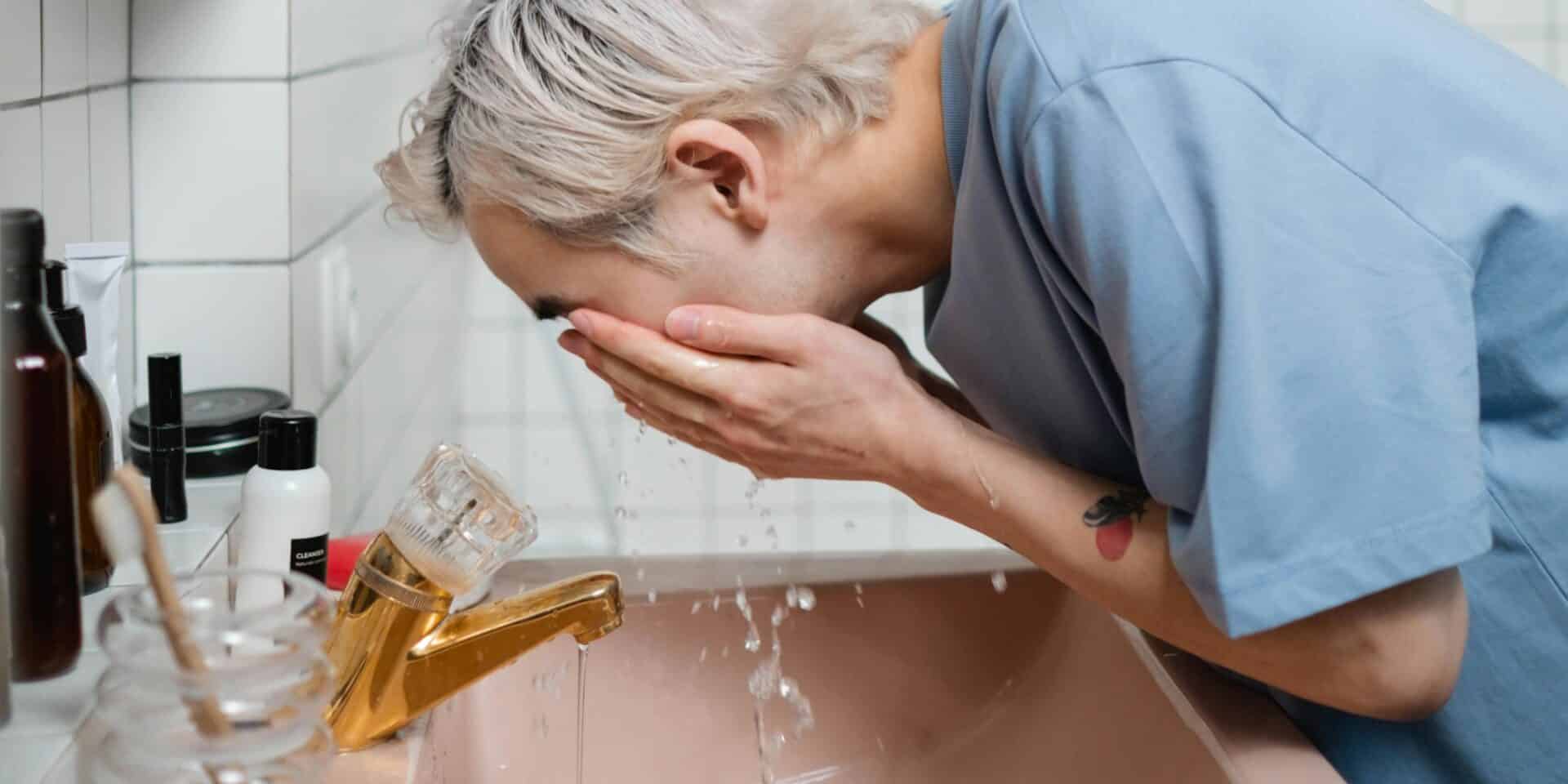 pexels-ron-lach-8159650