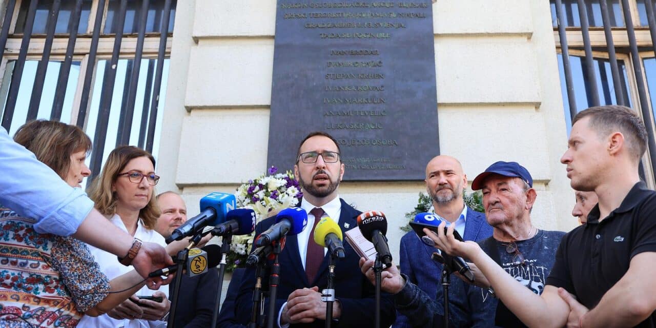 Zagreb: Tomislav Tomašević položio vijenac povodom 30. obljetnice raketiranja Zagreba