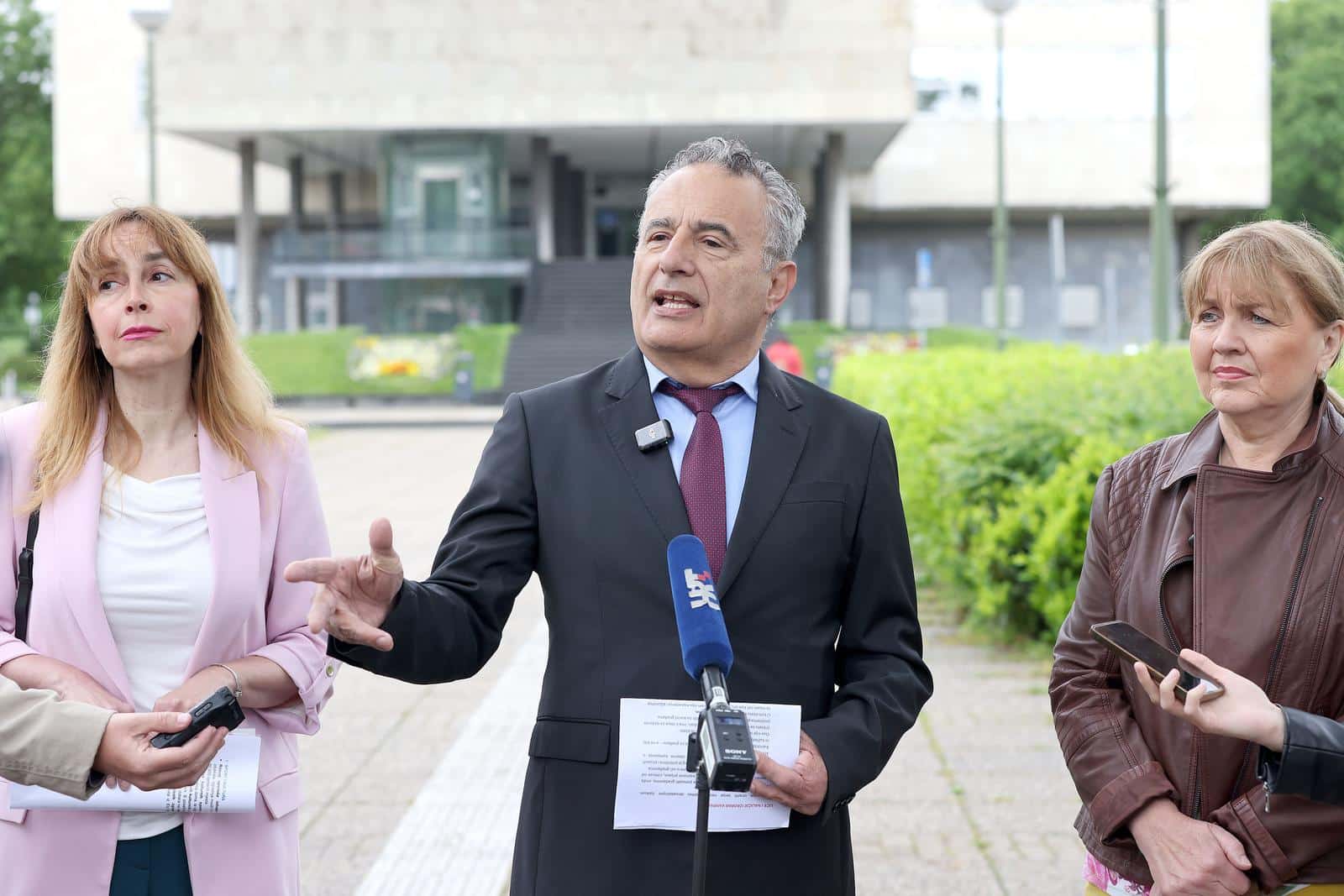 Zagreb: Pavle Kalinić na konferenciji za medije govorio o licu i naličju izborne kampanje u Zagrebu