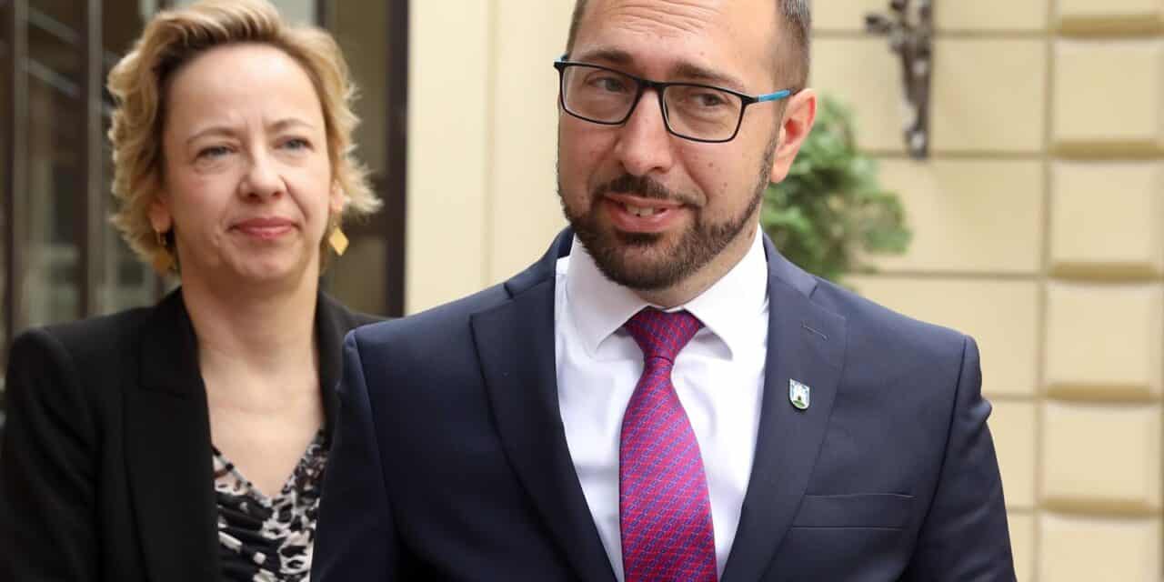 Zagreb: Tomislav Tomašević dao izjavu medijima uoči svjedočenje u Uskoku
