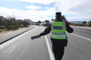policija kontrola palica
