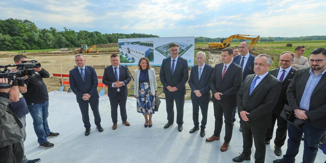 Zagreb: Premijer Plenković na svečanosti otvaranja gradilišta za izgradnju postrojenja Imunološkog zavoda