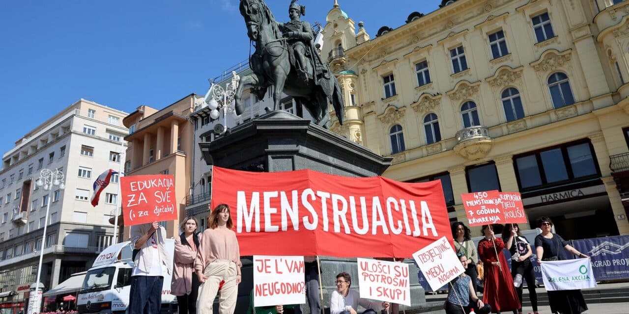 Zagreb: Održan performans Zelene akcije “Glasno o menstruaciji”