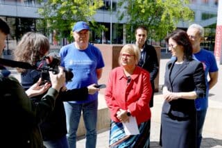 Zagreb: Dalija Orešković i Anka Mrak Taritaš o Thompsonu i povijesnom revizionizmu