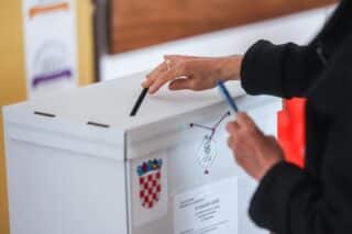 Zagreb: Otvorena biračka mjesta za Lokalne izbore 2025