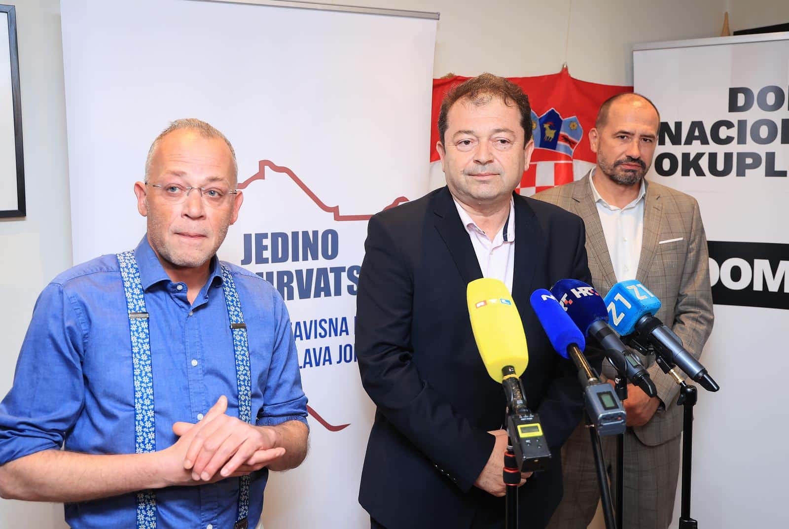 Zagreb: Tomislav Jonjić dao je izjavu za medije nakon izbornih rezultata