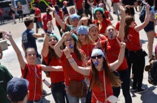 Zagreb: Okupljanje maturanata na Trgu bana Jela?i?a