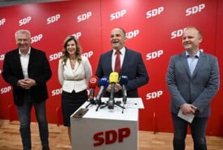 Zagreb: Konferencija za medije SDP-a sa Sinišom Hajdašem Dončićem na čelu