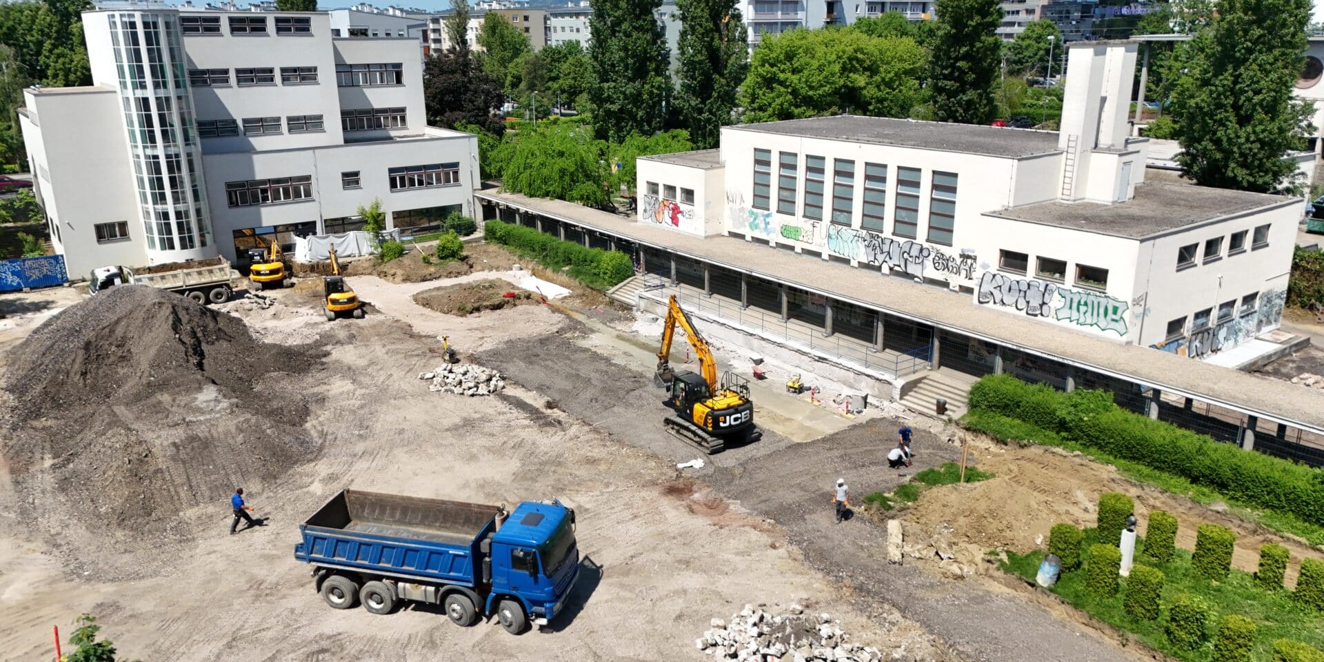 U tijeku radovi na uređenju školskog igrališta OŠ Augusta Šenoe
