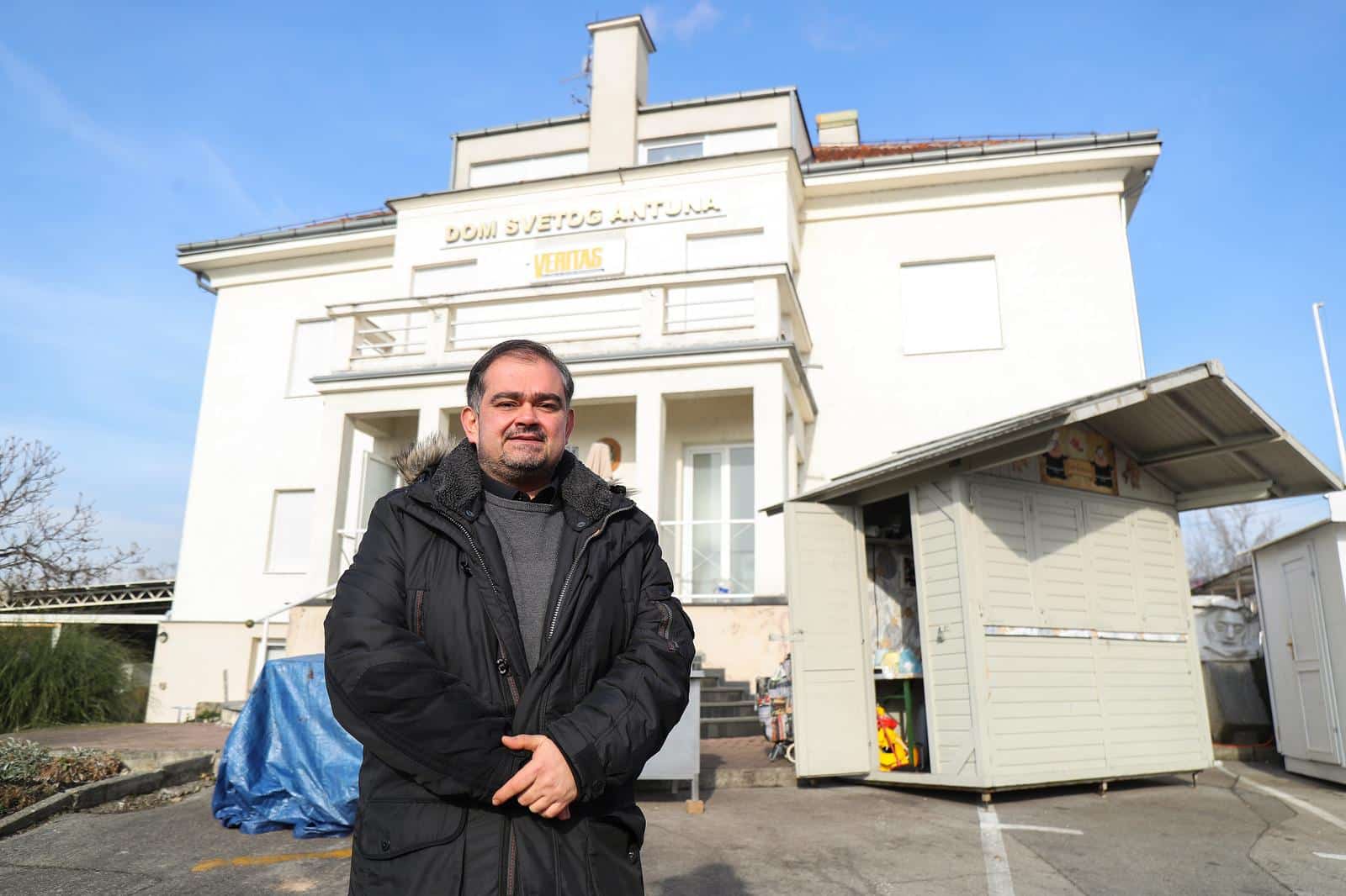 Zagreb: Voditelj pučke kuhinje na zagrebačkom Svetom Duhu fra Vladimir Vidović, arhiva