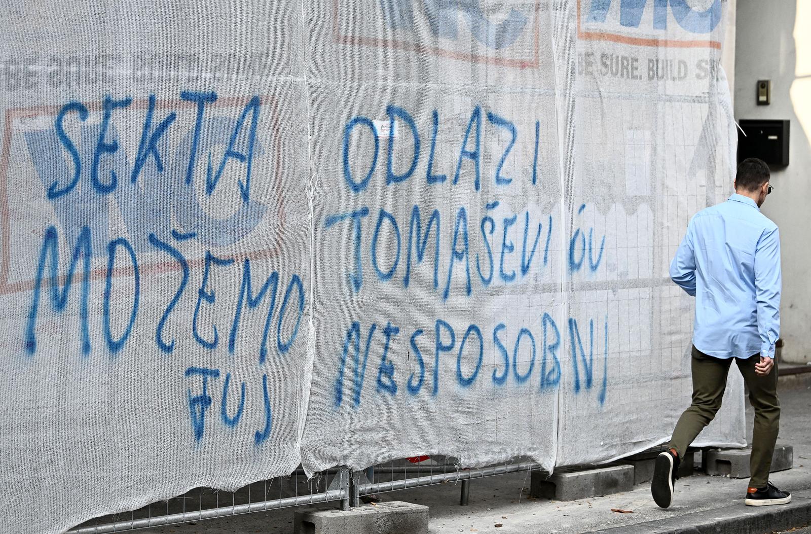 Zagreb: Grafiti protiv gradonačelnika Tomaševića