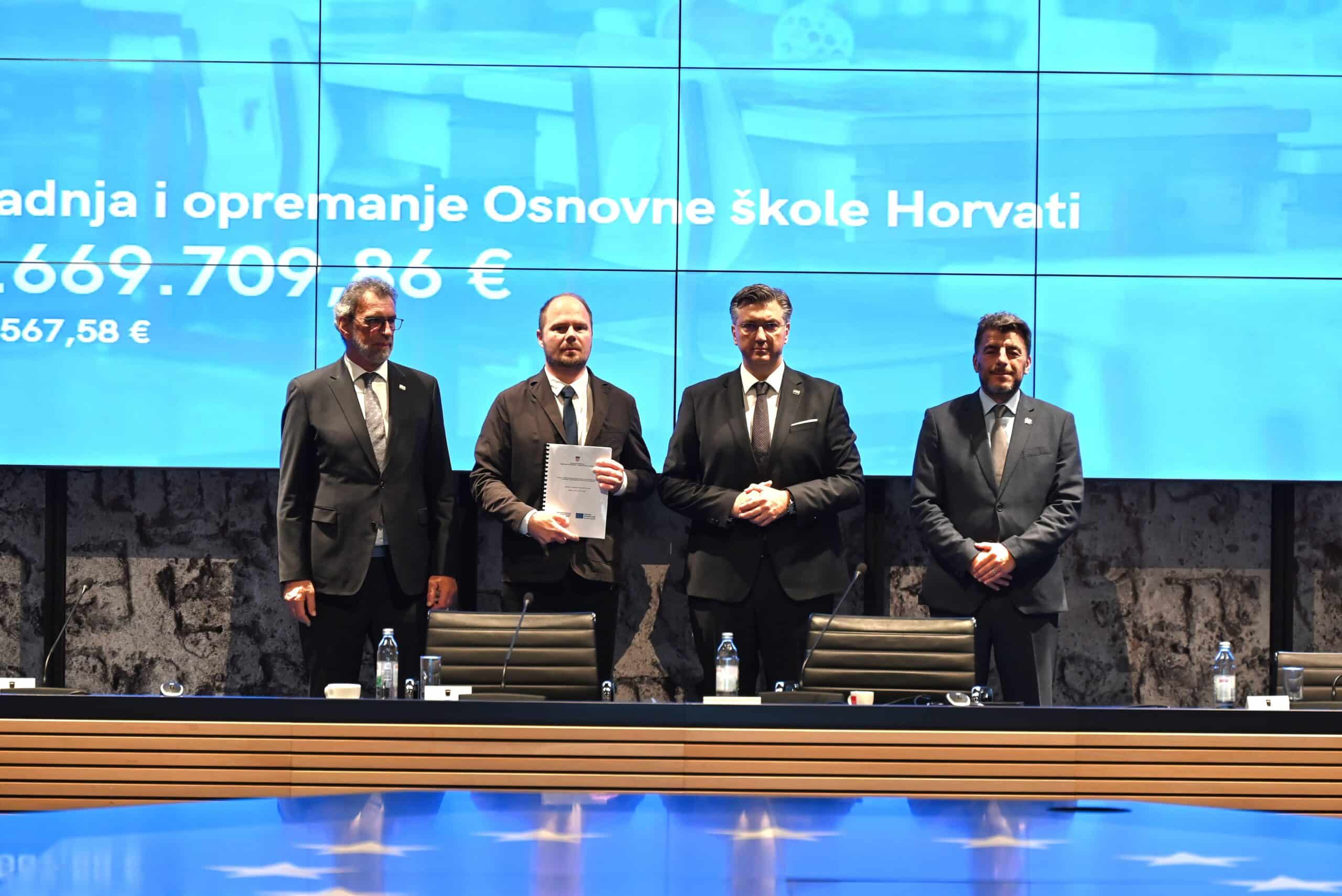 250605_ Zamjenik Korlaet sudjelovao na dodjeli ugovora za sufinanciranje obnove i izgradnje škola Horvati i Šestine