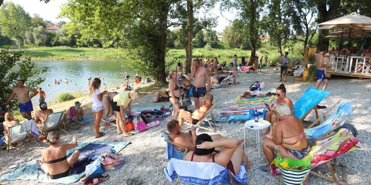 Ozalj: Gradsko kupali�te na Kupi