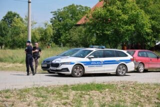 Babina Greda: Bježali policiji na autocesti i probili rampu, policajac ozlijeđen u potjeri