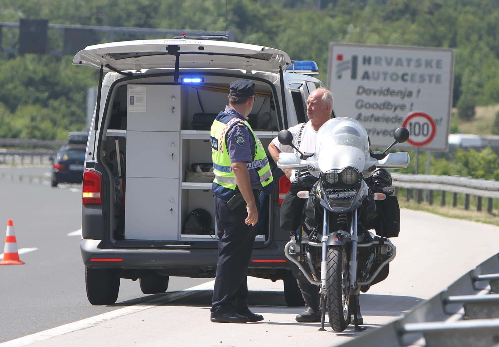 Ogulin: U prometnoj nesre?i na 68. kilometru autoceste A1 smrtno stradao motociklist