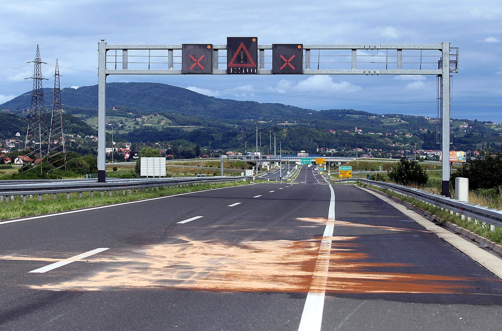 Zagreb: Na autocesti A3 poginuo motociklist