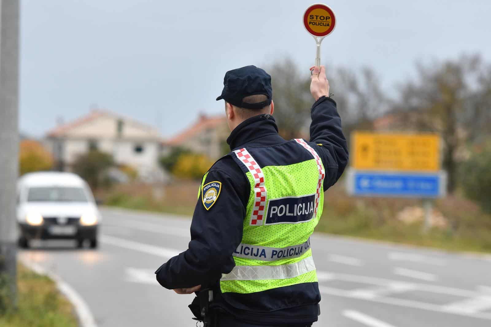 �ibenik: Poja?ane kontrole prometne policije na prometnicama grada
