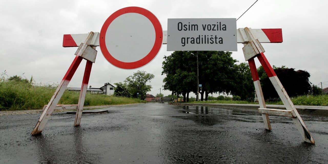 Zagreb: Radovi na sanaciji kolnika u ulici dr.Luje Naleteli?a stali su zbog ki�e