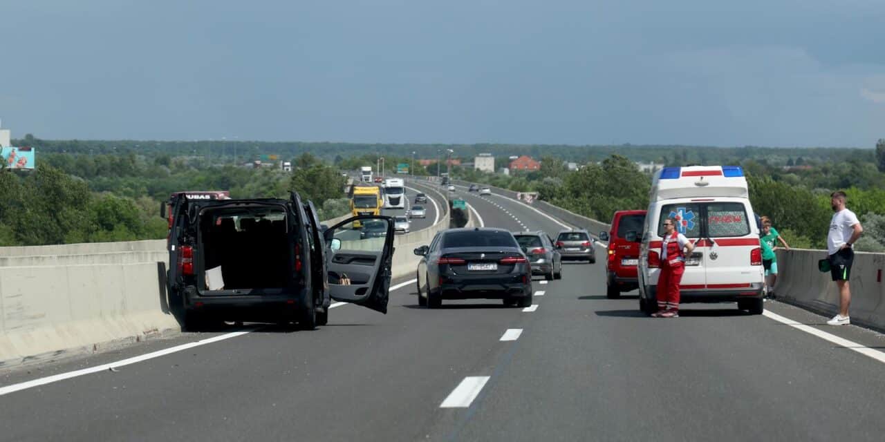 Sudar kamiona i kombija na autocesti A1 nekoliko kilometara prije Karlovca