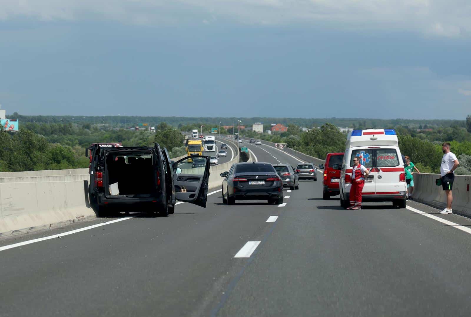 Sudar kamiona i kombija na autocesti A1 nekoliko kilometara prije Karlovca