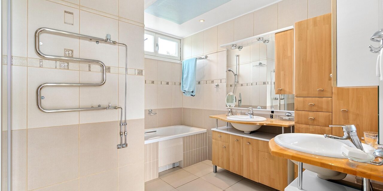 bathroom-8244815_1280