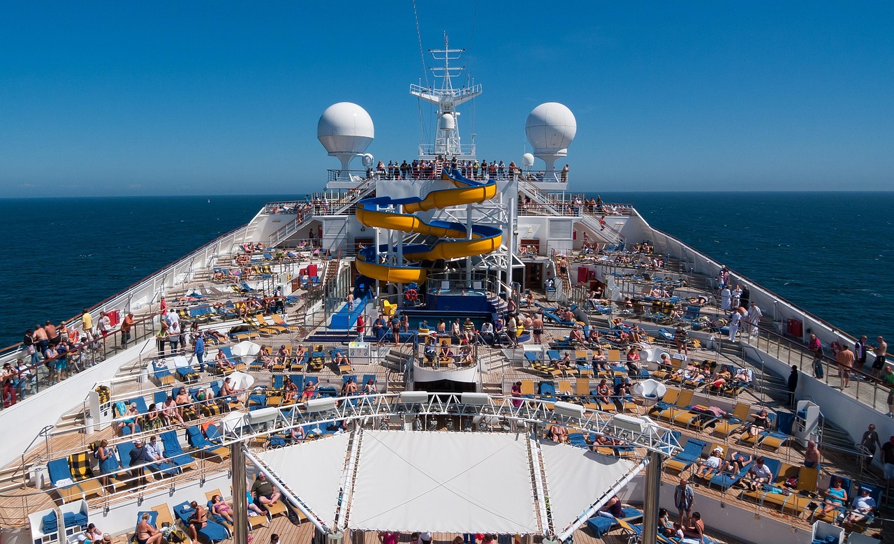 cruise-1236642_1280