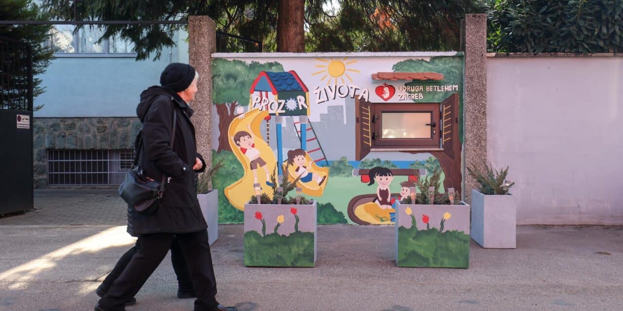 Zagreb: Prvi prozor za ostavljanje neželjenih beba (arhiva)