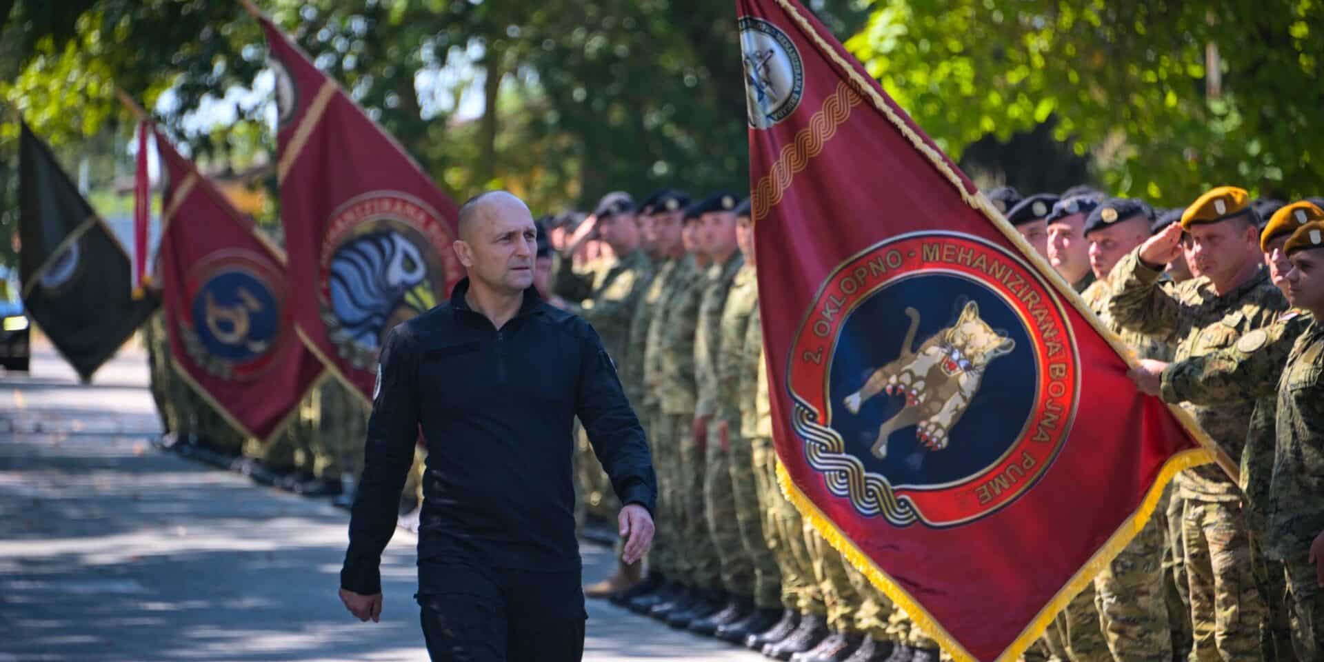 Ivan Anušić Mimohod kninska zastava Oluja