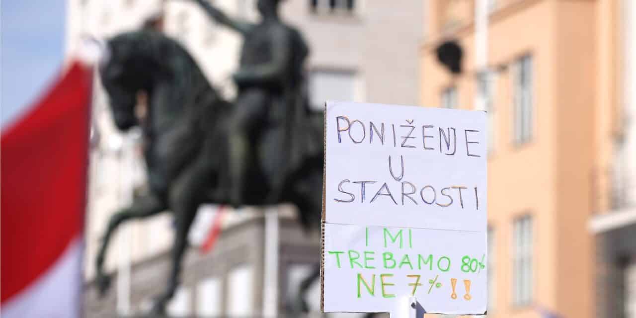 Zagreb: Na Trgu bana Jelačića prosvjedovali umirovljenici
