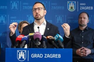 Zagreb: Redovna konferencija za medije gradonačelnika Grada Zagreba Tomislava Tomaševića