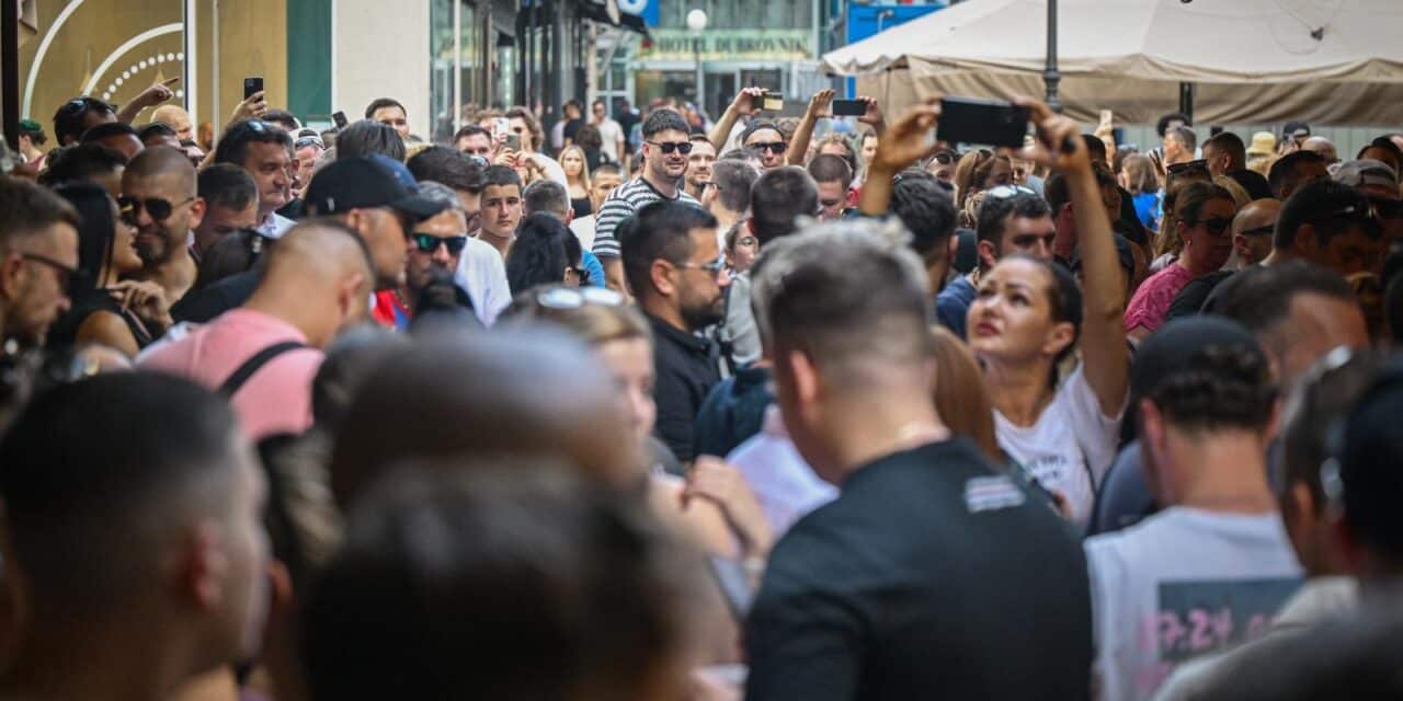 Zagreb: Atmosfera u centru grada uoči sutrašnjeg koncerta Marka Perkovića Thompsona