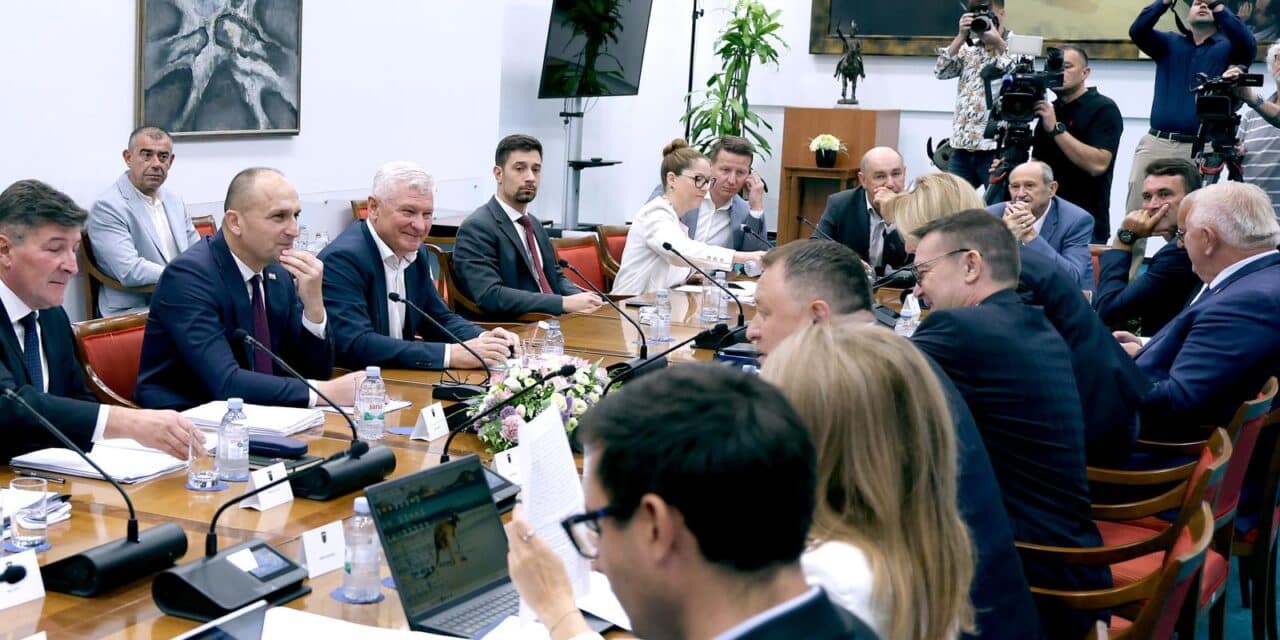 Zagreb: Odbor za obranu o obaveznom vojnom osposobljavanju