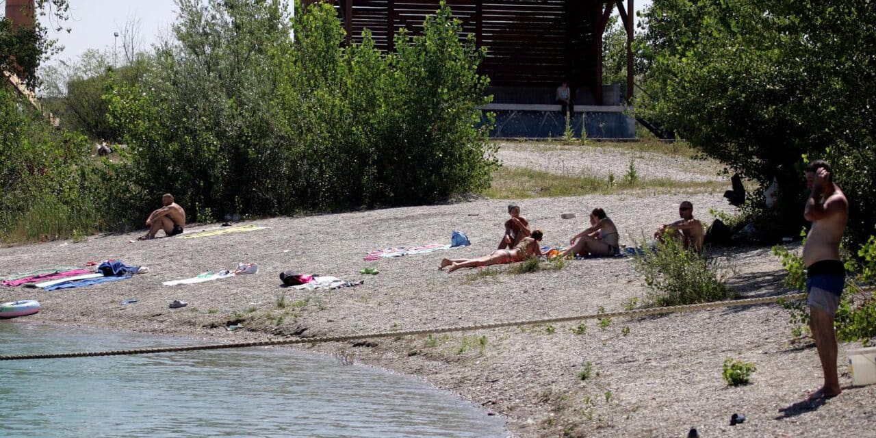 Velika Gorica: Unato? zabrani gra?ani potra�ili osvje�enje na jezeru Novo ?i?e