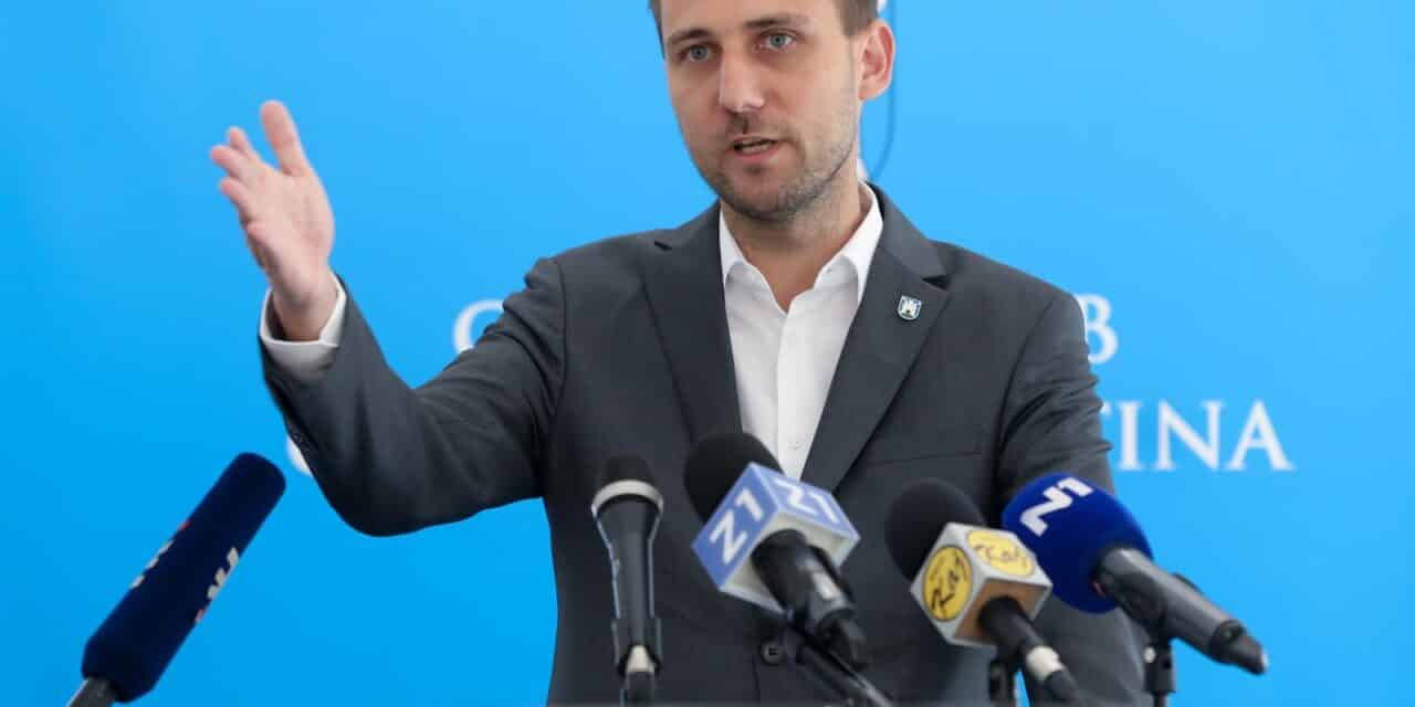 Zagreb: Predsjednik gradske skupštine Matej Mišić održao konferenciju za medije