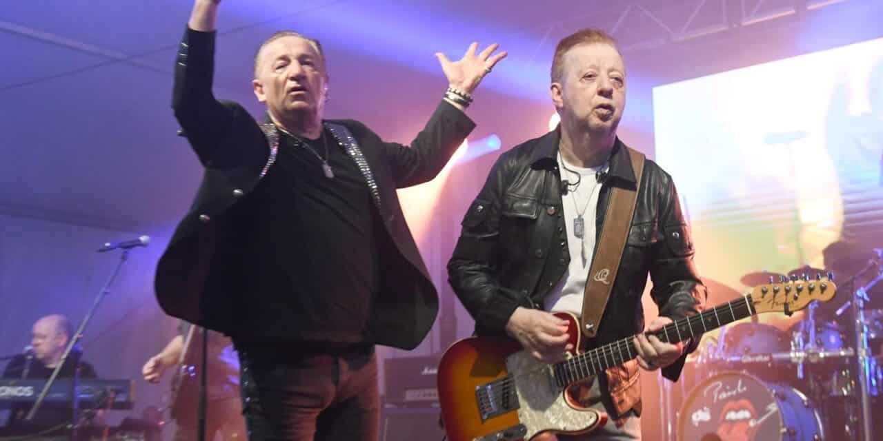 Čazma: Zadnju večer slavljenja Dana grada Čazme obilježio koncert legendarnih Prljavaca