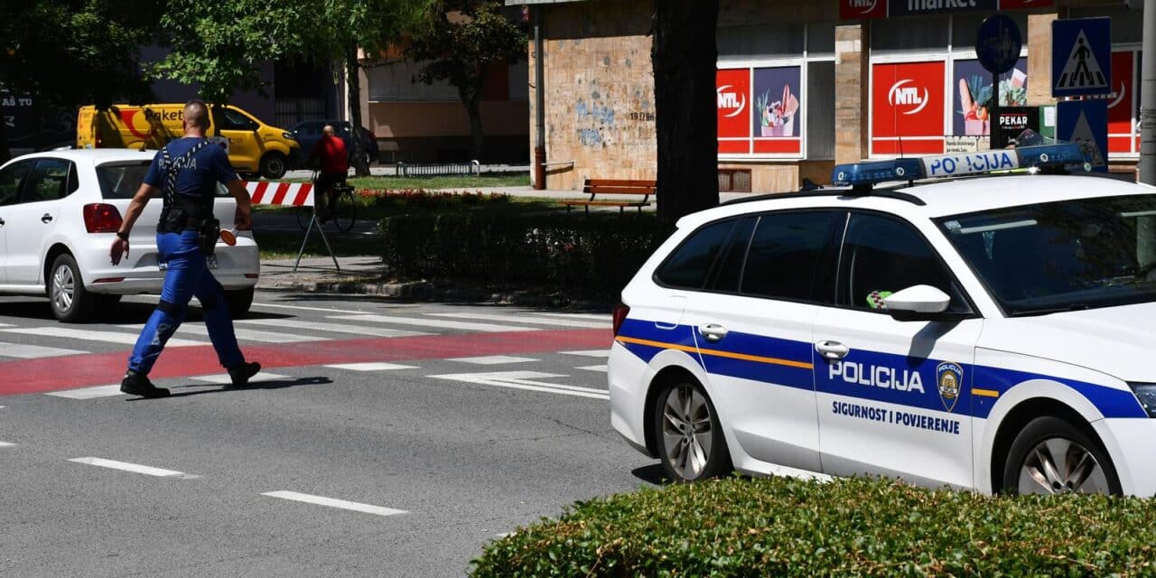 Slavonski Brod: Na pješačkom prijelazu automobil naletio na pješaka
