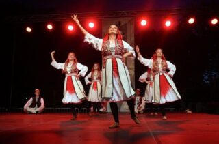 folklor_120725_autor_fotografije_drazen_kopac_2.jpg__648x432_q85_subsampling-2