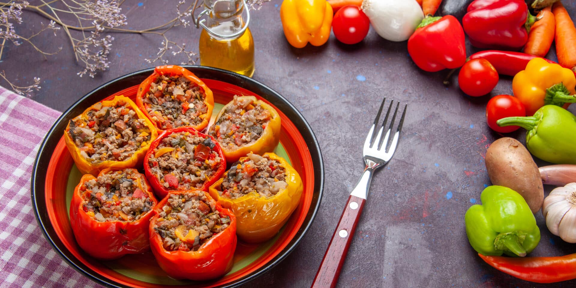 punjene paprike recept domaća kuhinja suho meso tajni sastojak tradicionalno jelo paprika ručak mljeveno meso riža
