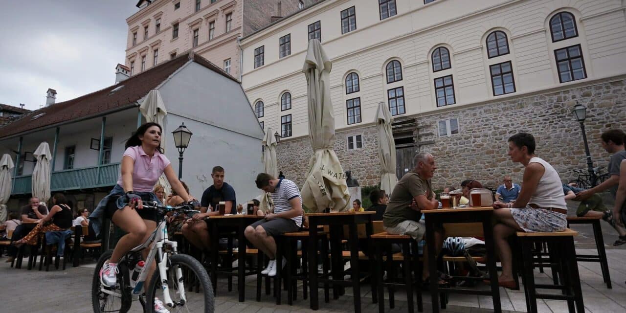 Povratkom Zagrep?ana s godi�njih odmora �ivnule gradske ulice