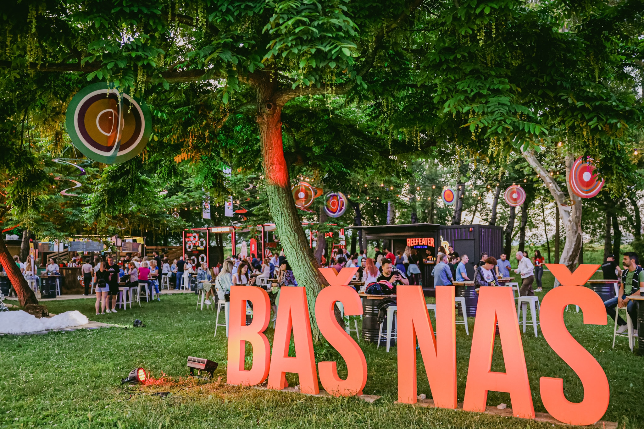 Baš Naš (1)