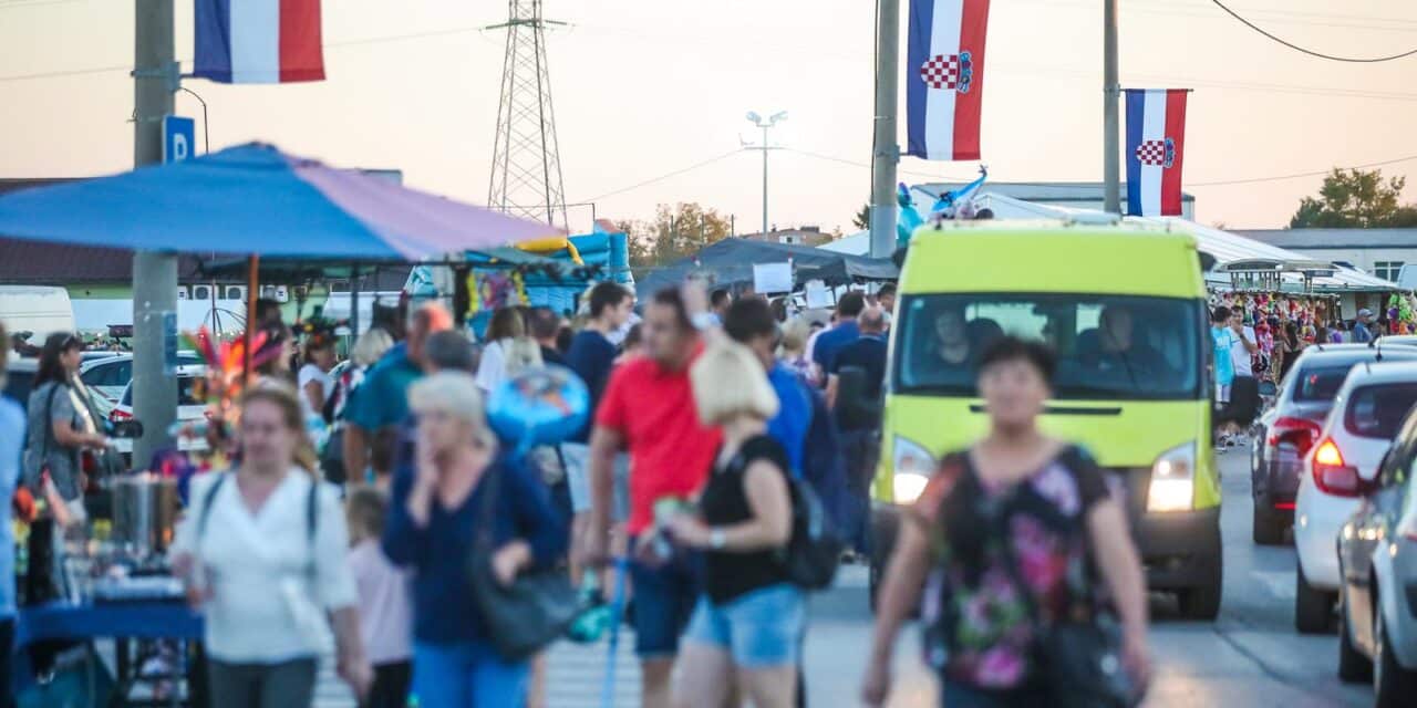 Sveta Klara Klarinje tradicija