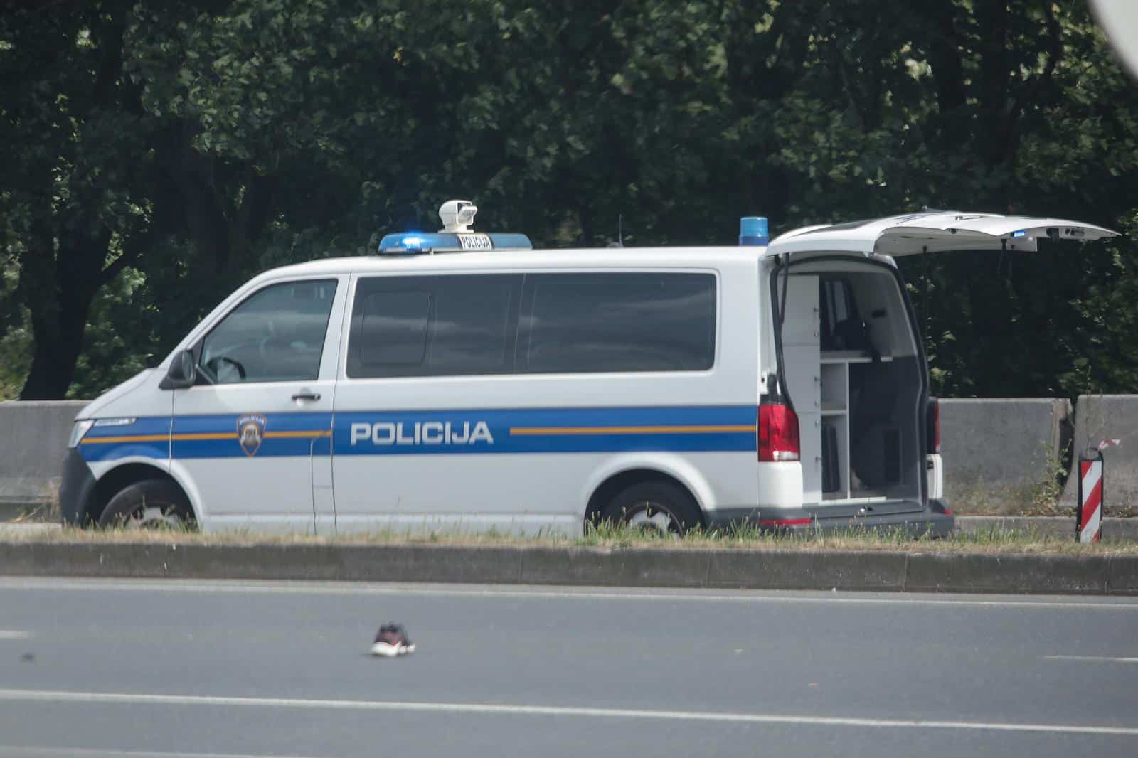 Zagreb: U prometnoj nesreći na Slavonskoj aveniji poginuo je motociklist