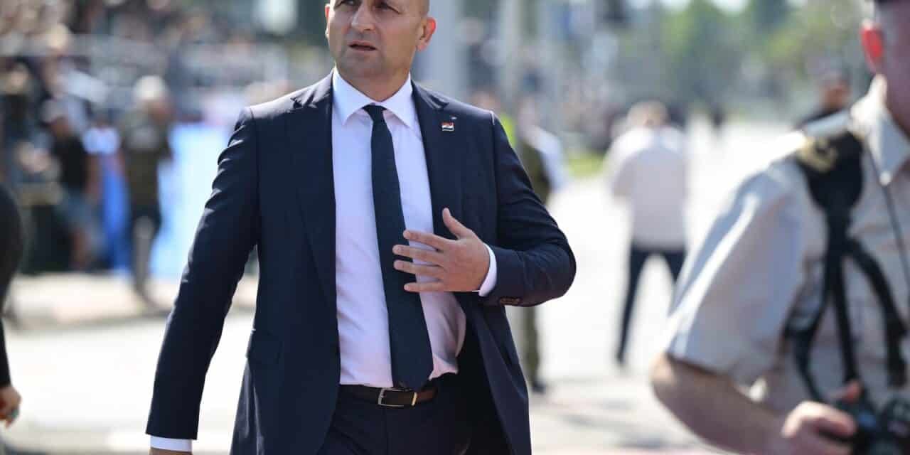 Zagreb: Uzvanici na vojnom mimohodu u povodu 30. obljetnice VRO Oluja